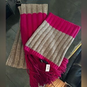 Banana Republic wool and cashmere scarf and neck roll